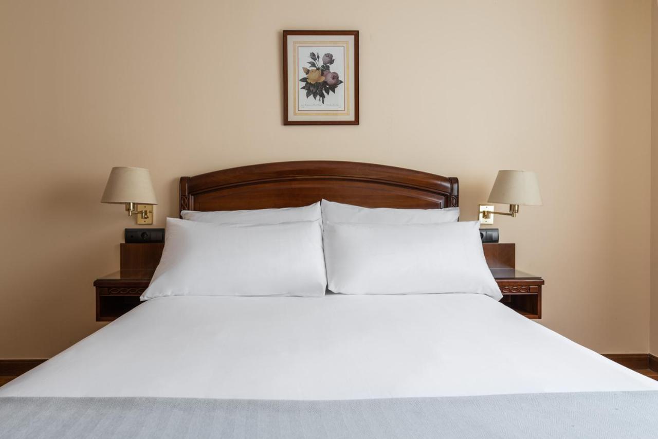 Astur Plaza Hotel